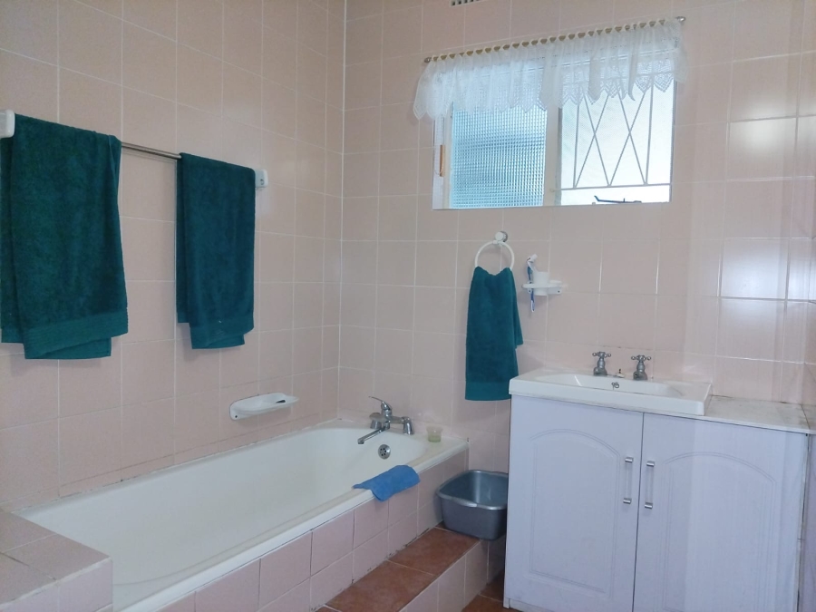 3 Bedroom Property for Sale in Amalinda North Eastern Cape